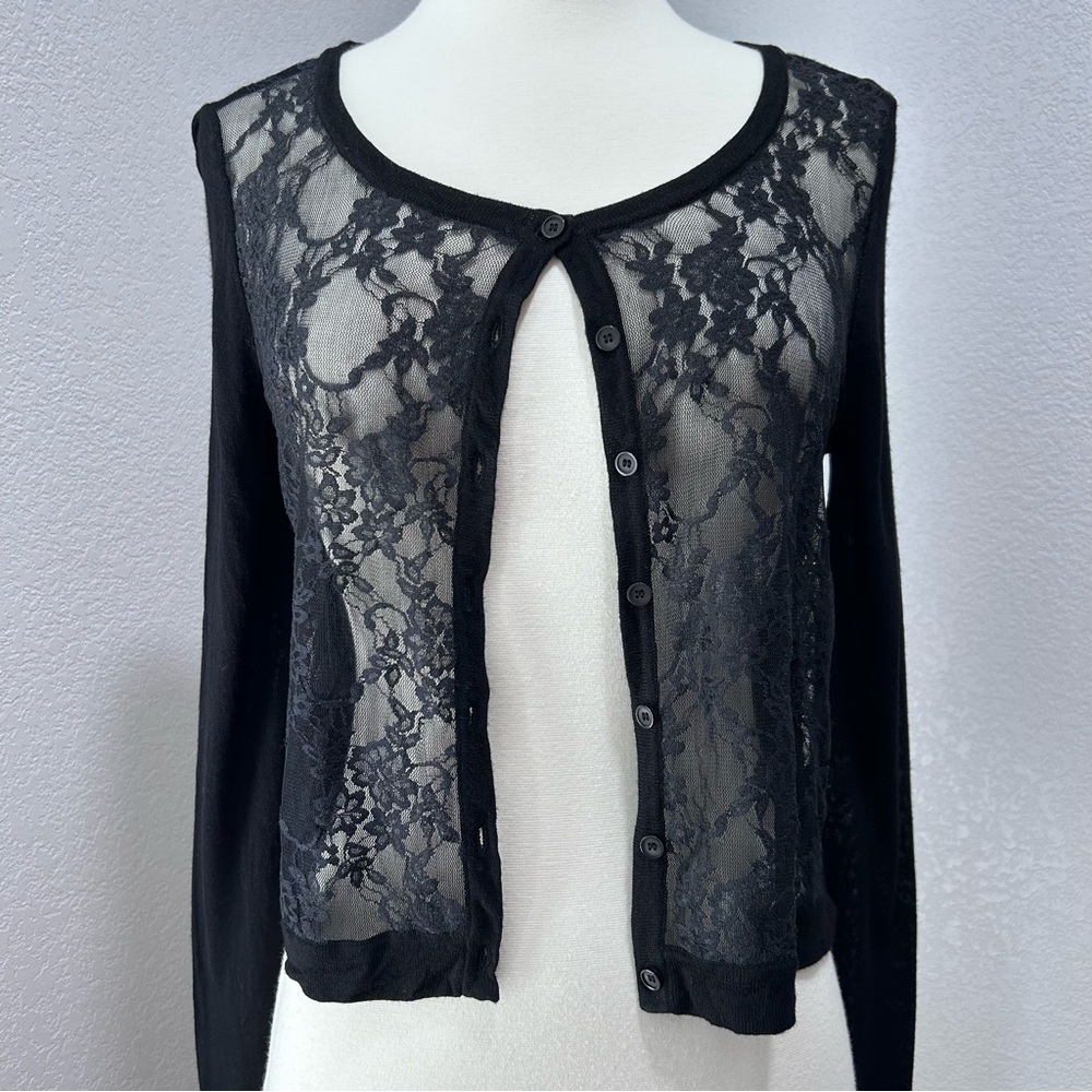 Kensie Lightweight Cropped Cardigan - Picture 2 of 10